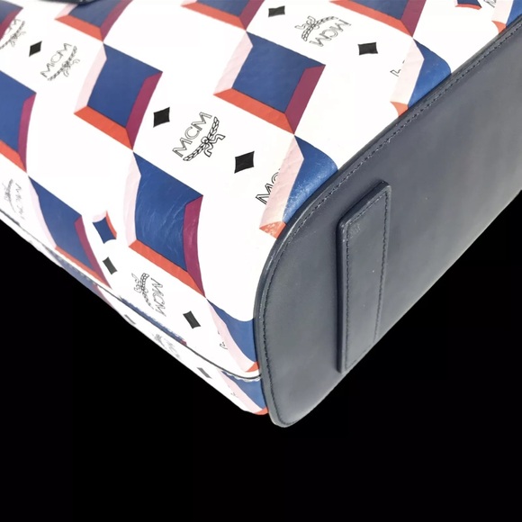 AUTH MCM RARE Monogram White Tote Handbag - Picture 9 of 15